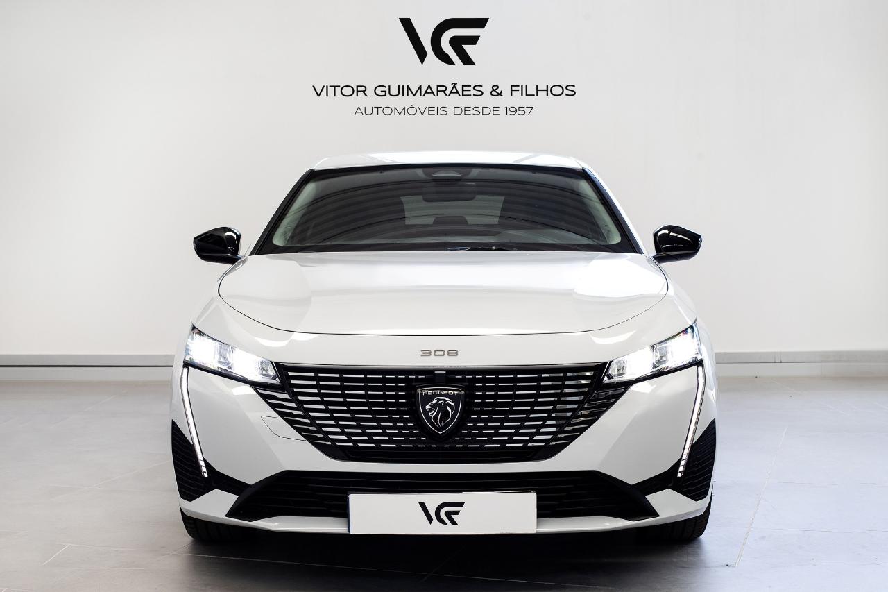 peugeot 308 sw 1.2 puretech allure eat8 — photo 2