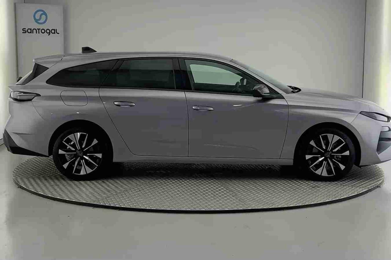 peugeot 308 sw 1.2 hybrid allure e-dcs6 — photo 2