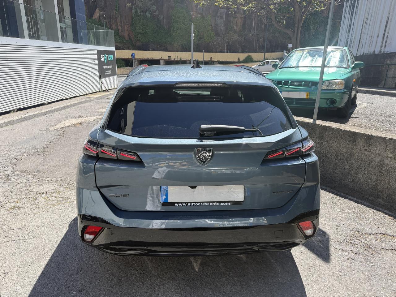 peugeot 308 sw gt hybrid 145 cv e-dcs6 — photo 5