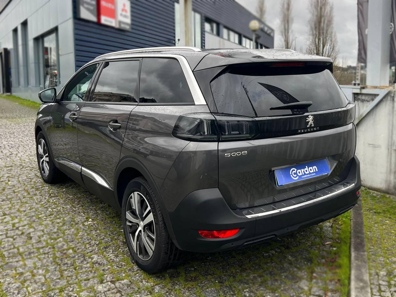 peugeot 5008 1.5 bluehdi 130 eat8 allure pack — photo 4