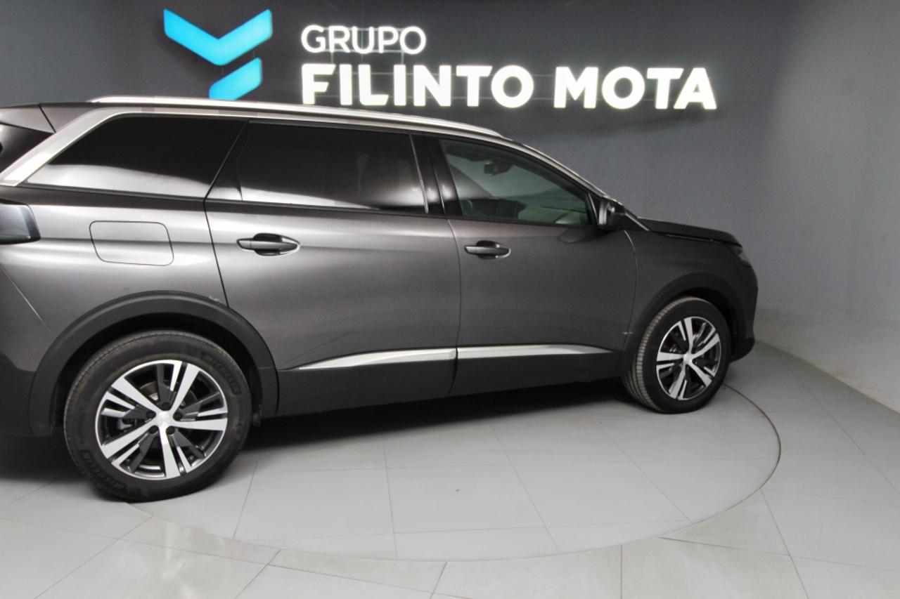 peugeot 5008 1.2 puretech allure pack eat8 — photo 3