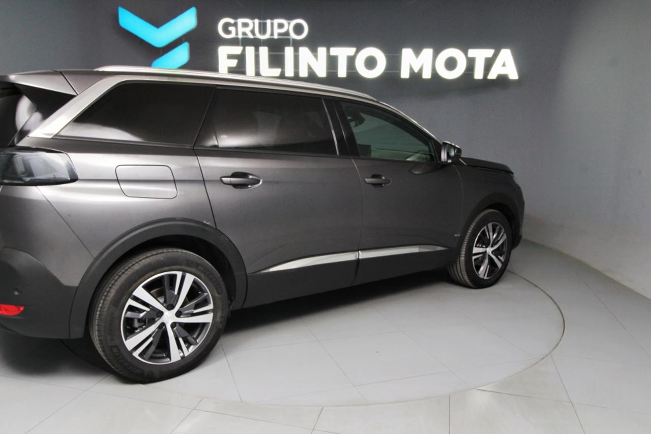 peugeot 5008 1.2 puretech allure pack eat8 — photo 4