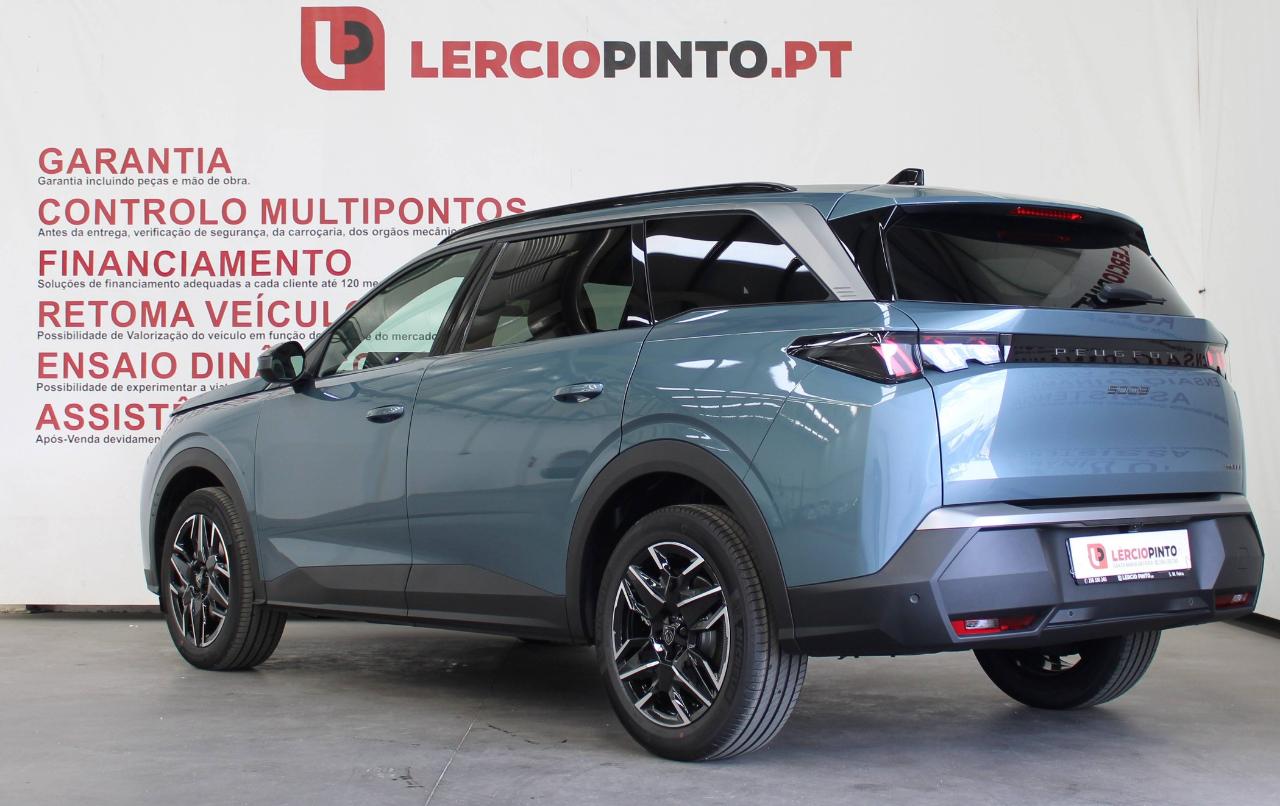 peugeot 5008 1.2 hybrid gt e-dcs6 — photo 3