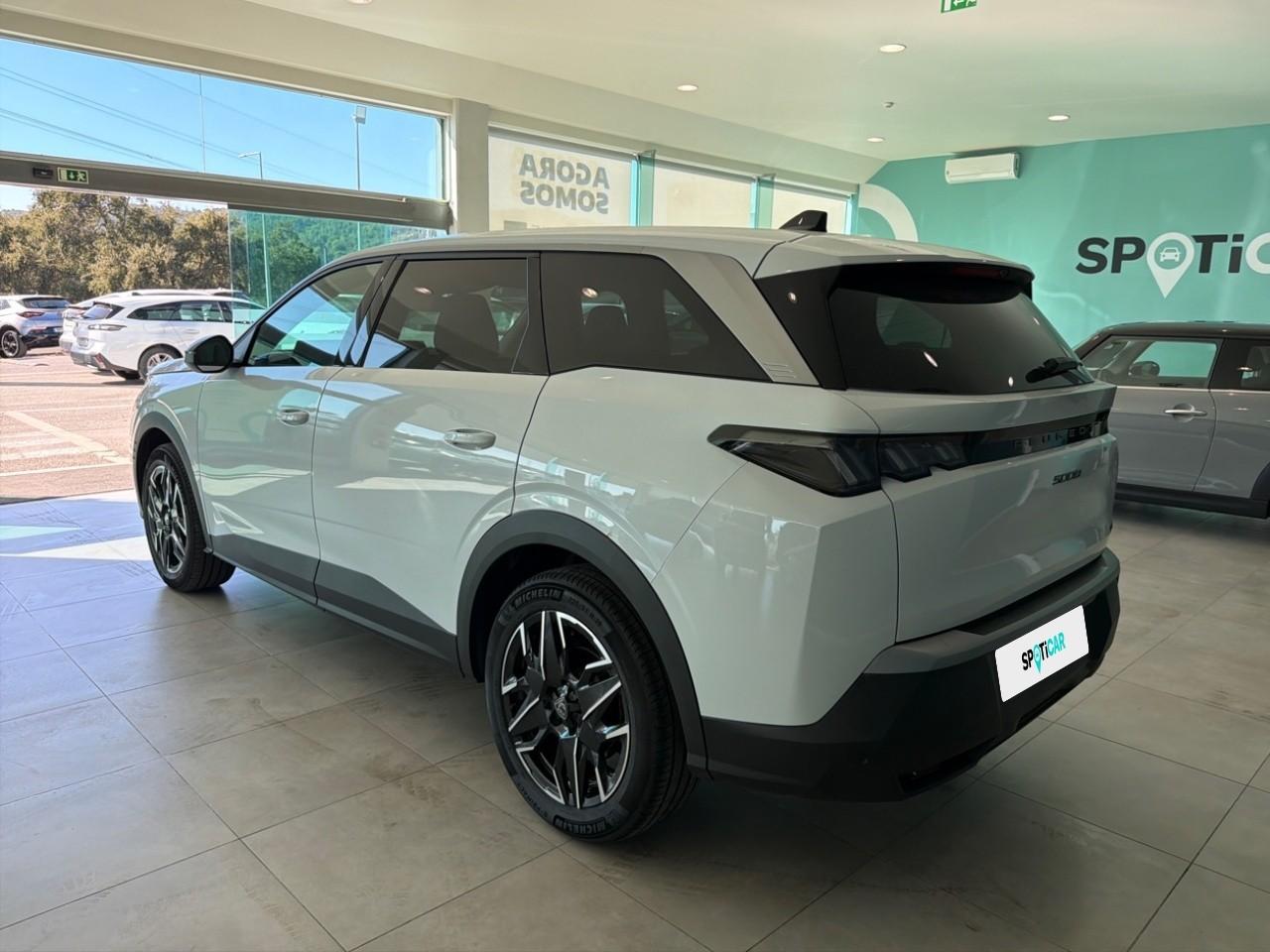 peugeot 5008 hybrid 145cv e-dcs6 allure — photo 5