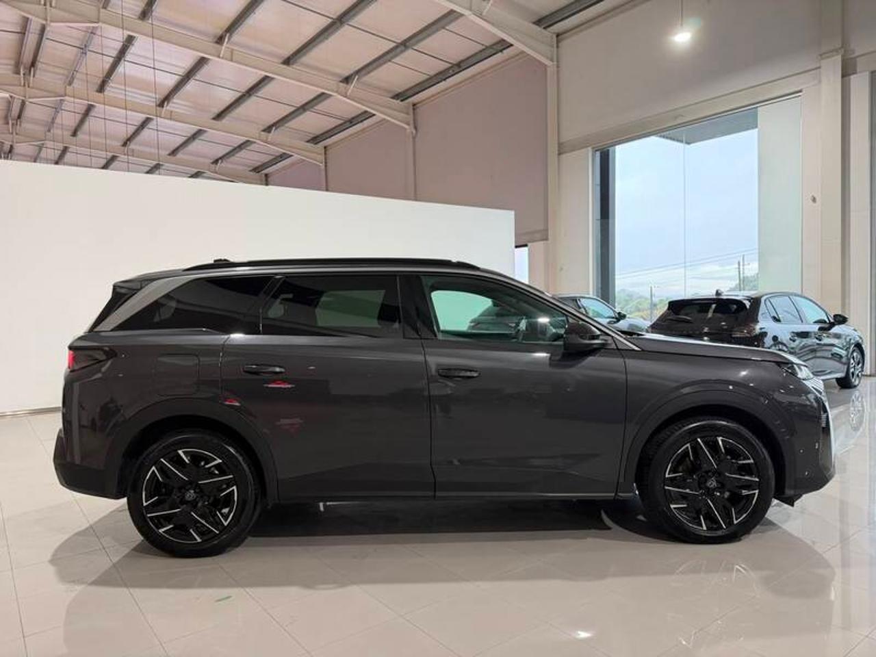 peugeot 5008 1.2 hybrid allure e-dcs6 — photo 3