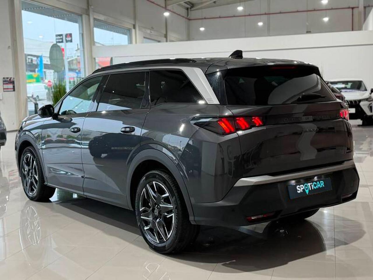 peugeot 5008 1.2 hybrid allure e-dcs6 — photo 4