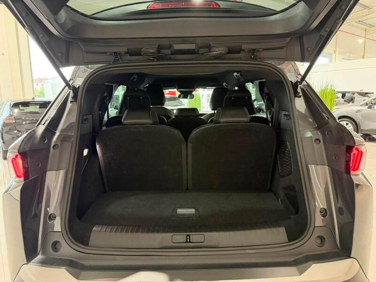 peugeot 5008 1.2 hybrid allure e-dcs6 — photo 5
