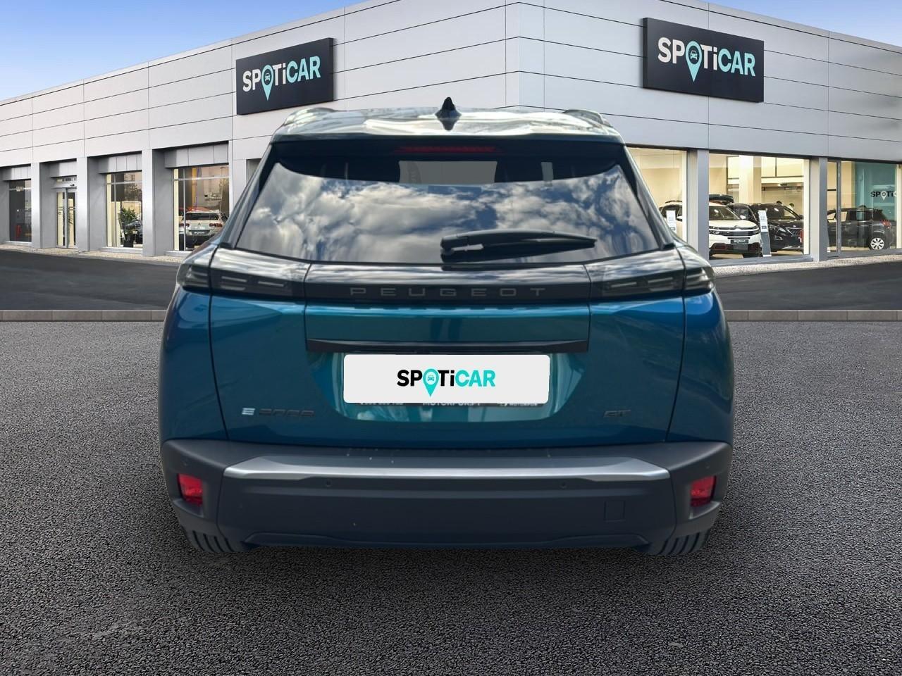peugeot 2008 e-2008 54 kwh gt — photo 5
