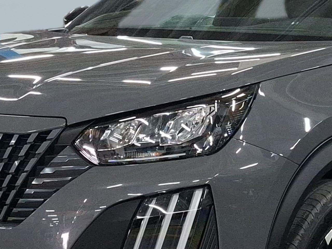 peugeot 2008 e-2008 156 cv - bateria 54 kwh allure — photo 3