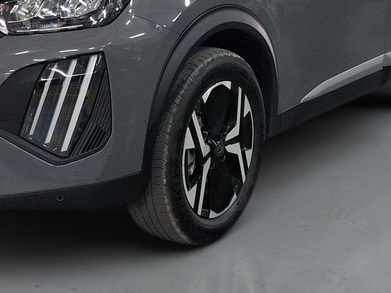 peugeot 2008 e-2008 156 cv - bateria 54 kwh allure — photo 4