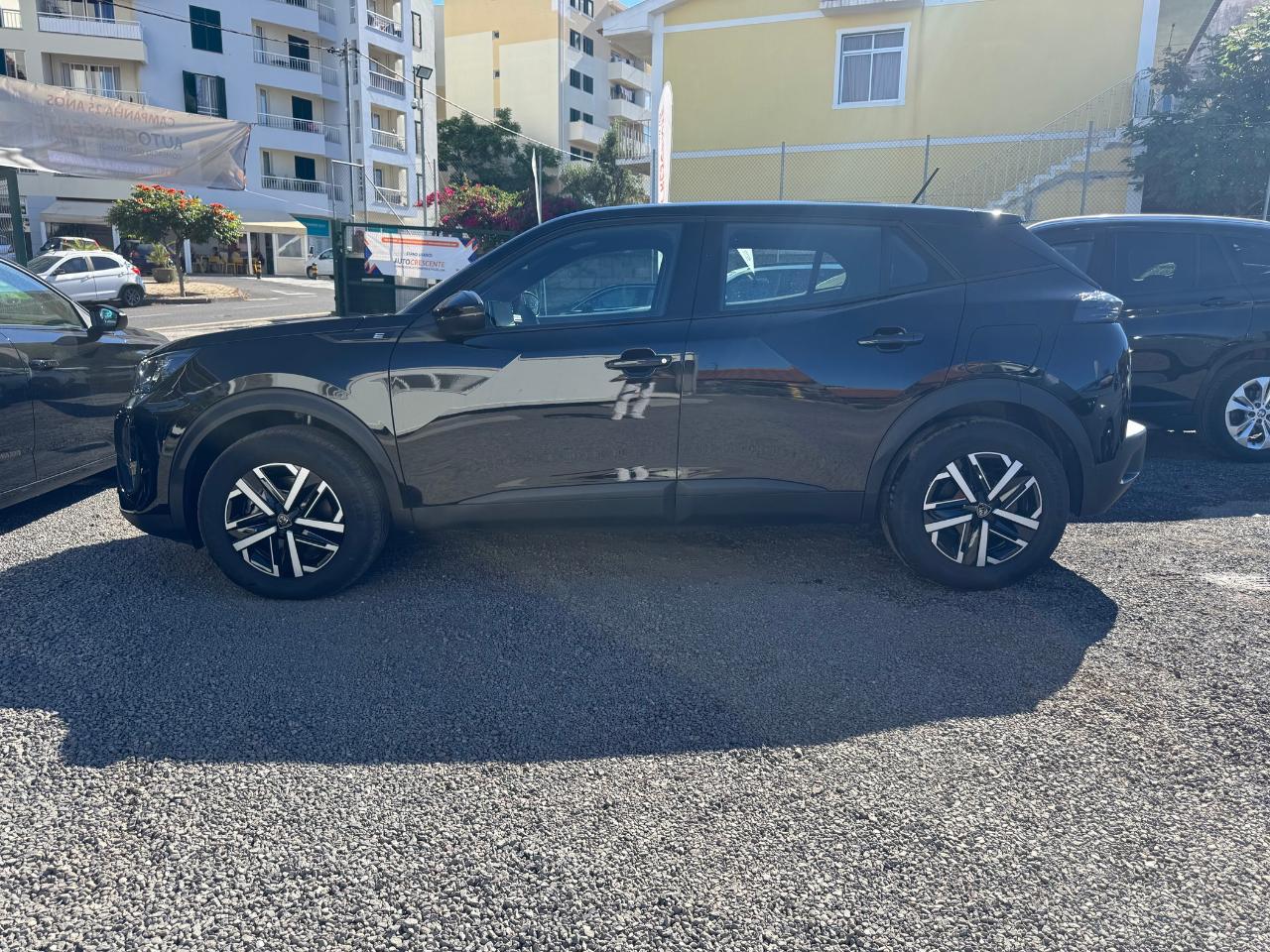 peugeot 2008 e-2008 ii — photo 4