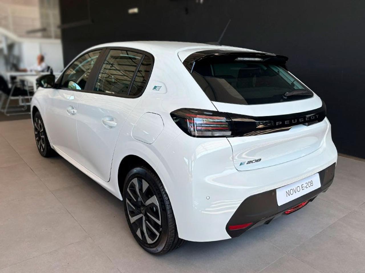 peugeot 208 e-208 51 kwh style — photo 4