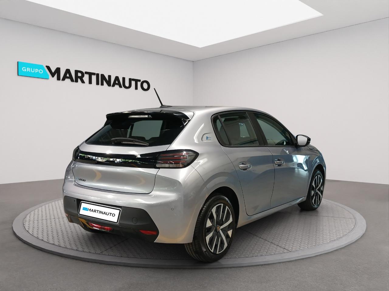 Peugeot 208 e-208 50 kWh Style — photo 5
