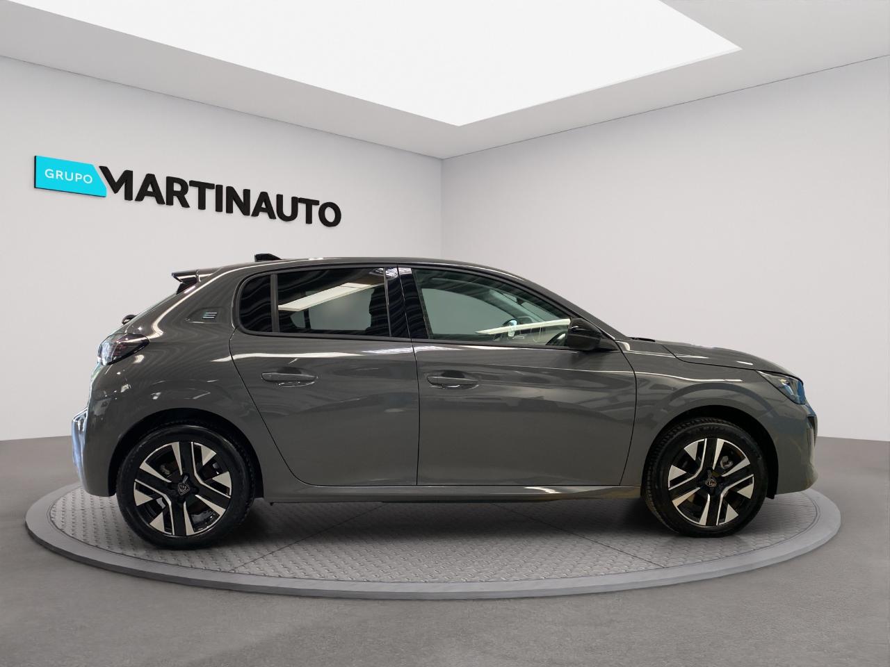 Peugeot 208 e-208 50 kWh Allure — photo 4