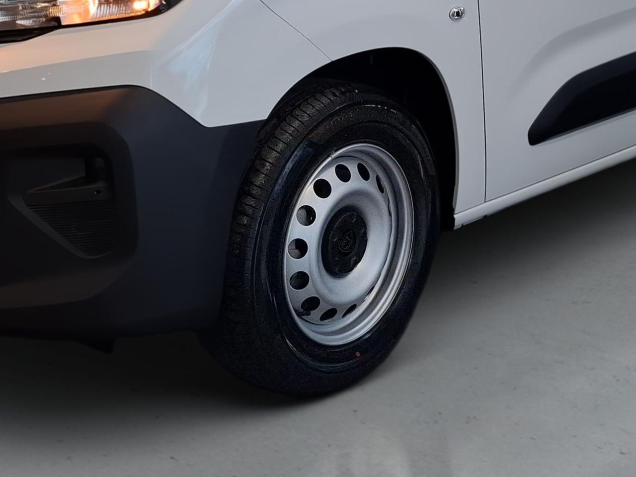peugeot partner e-partner standard eletrico 136 cv - bateria 50 kwh — photo 4