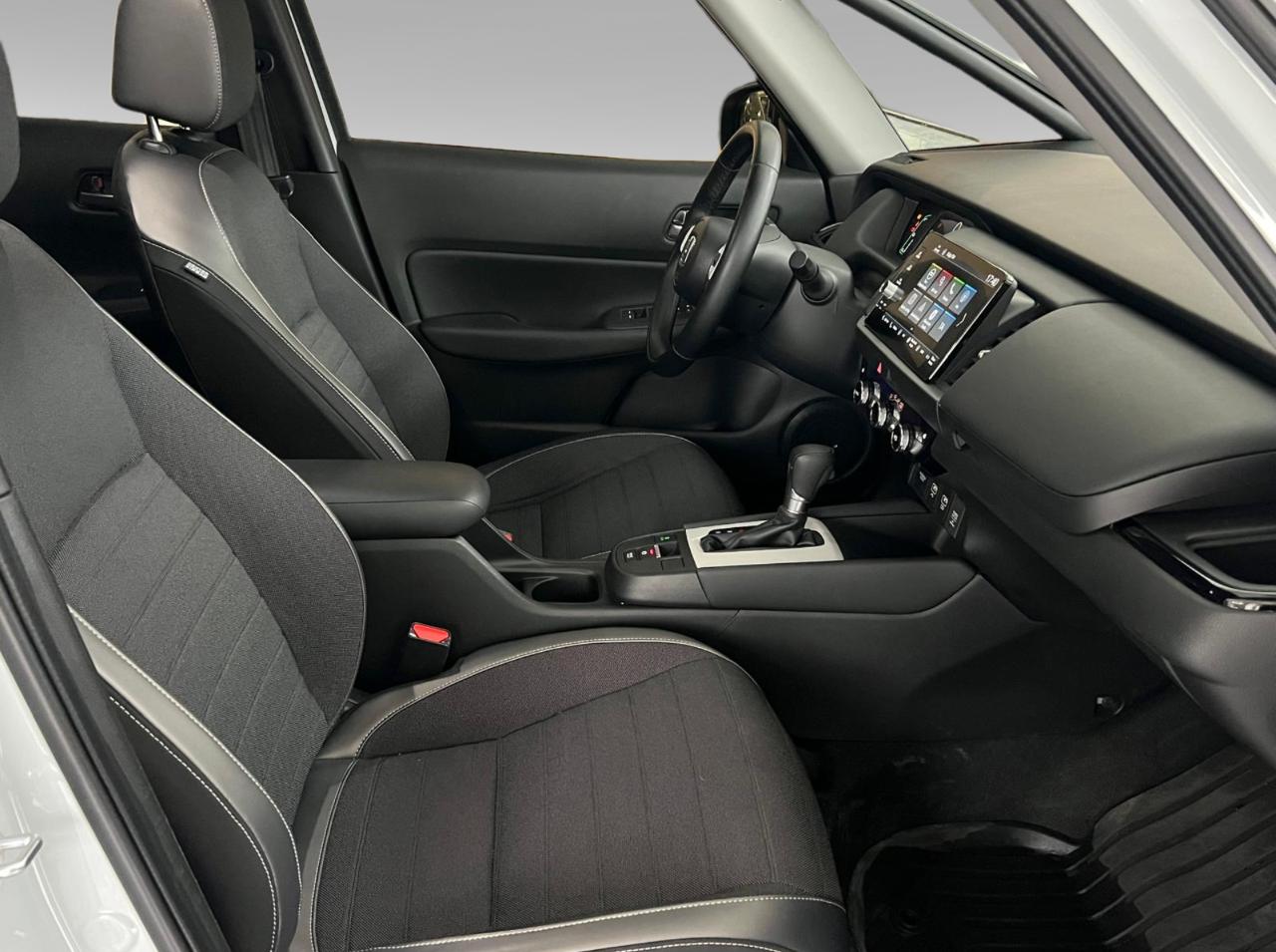 HONDA JAZZ 1.5 HYBRID CROSSTAR EXECUTIVE 2021 HIBRIT, 2025