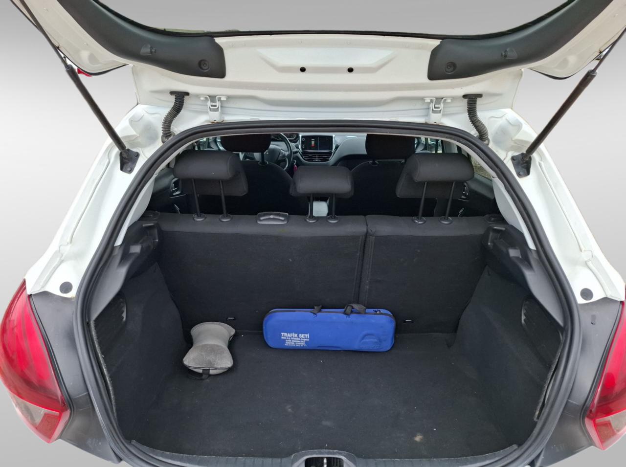 PEUGEOT 208 SIGNATURE 1.5 BLUEHDI 100 DIZEL, 2020 , ANTALYA (07090