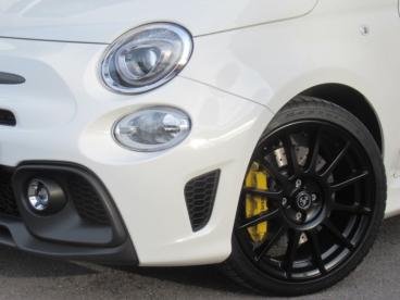 ABARTH-500-241536_4.JPG 
