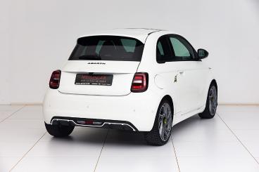 ABARTH-500-255680_2.JPG 