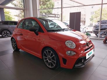 ABARTH-500-278209_3.JPG 