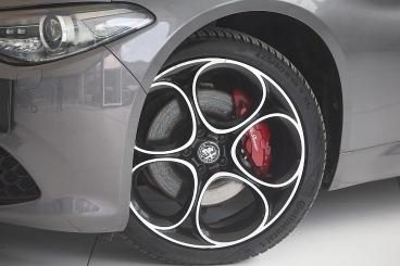 ALFA-ROMEO-GIULIA-262433_4.JPG 