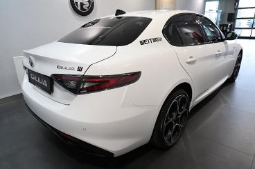 ALFA-ROMEO-GIULIA-264834_5.JPG 