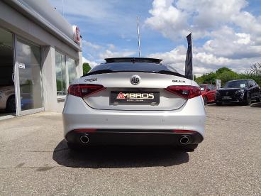 ALFA-ROMEO-GIULIA-267923_5.JPG 