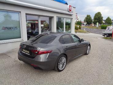 ALFA-ROMEO-GIULIA-273083_3.JPG 