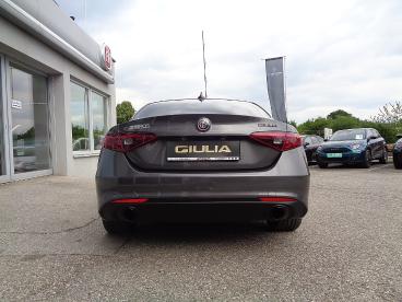 ALFA-ROMEO-GIULIA-273083_5.JPG 