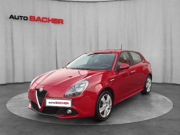 ALFA-ROMEO-GIULIETTA-260701_1.JPG 