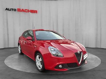 ALFA-ROMEO-GIULIETTA-260701_4.JPG 