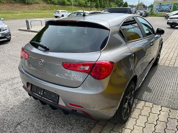 ALFA-ROMEO-GIULIETTA-264895_5.JPG 