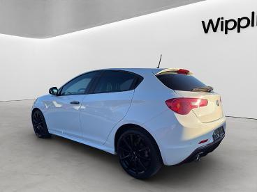 ALFA-ROMEO-GIULIETTA-269098_4.JPG 
