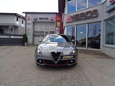ALFA-ROMEO-GIULIETTA-271738_2.JPG 