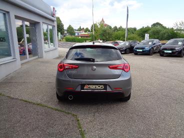 ALFA-ROMEO-GIULIETTA-271738_5.JPG 