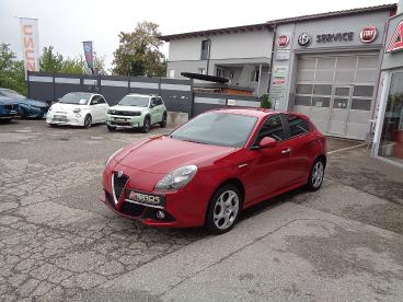 ALFA-ROMEO-GIULIETTA-275417_3.JPG 