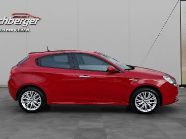ALFA-ROMEO-GIULIETTA-279098_4.JPG 