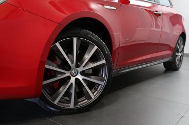 ALFA-ROMEO-GIULIETTA-280696_3.JPG 