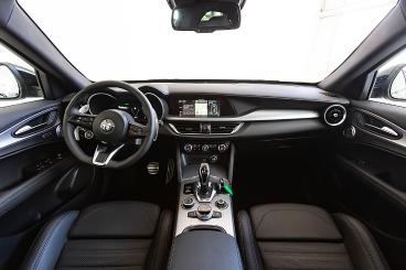 ALFA-ROMEO-STELVIO-267573_5.JPG 