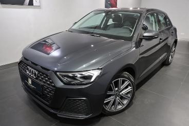 AUDI-A1-256559_1.JPG 