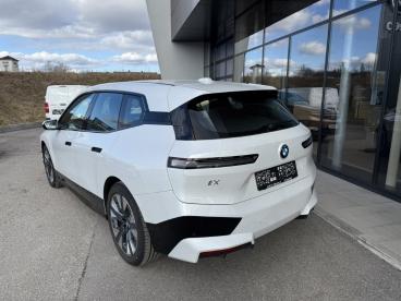 BMW-IX-236867_5.JPG 