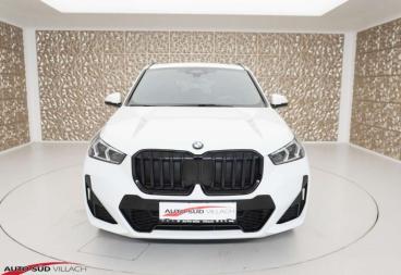 BMW-X1-245859_3.JPG 