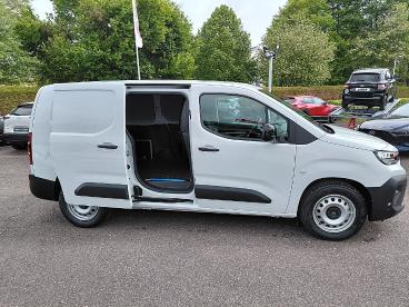 CITROEN-BERLINGO-271531_4.JPG 