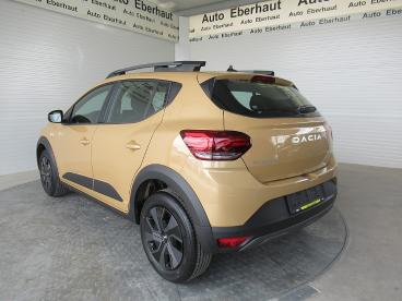DACIA-SANDERO-247694_3.JPG 