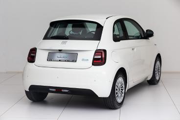 FIAT-500-E-235349_3.JPG 