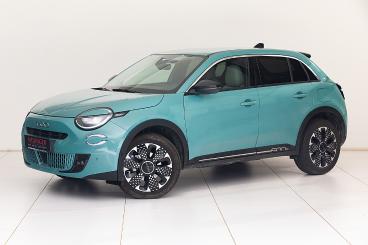 FIAT-600-258680_1.JPG 