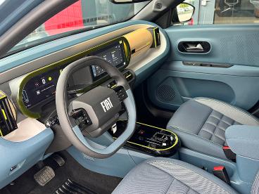 FIAT-GRANDE-PANDA-268248_5.JPG 