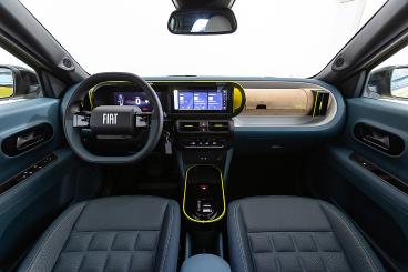 FIAT-GRANDE-PANDA-274933_5.JPG 