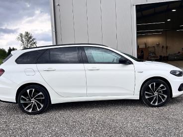 FIAT-TIPO-273333_4.JPG 