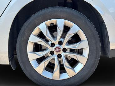FIAT-TIPO-274618_2.JPG 